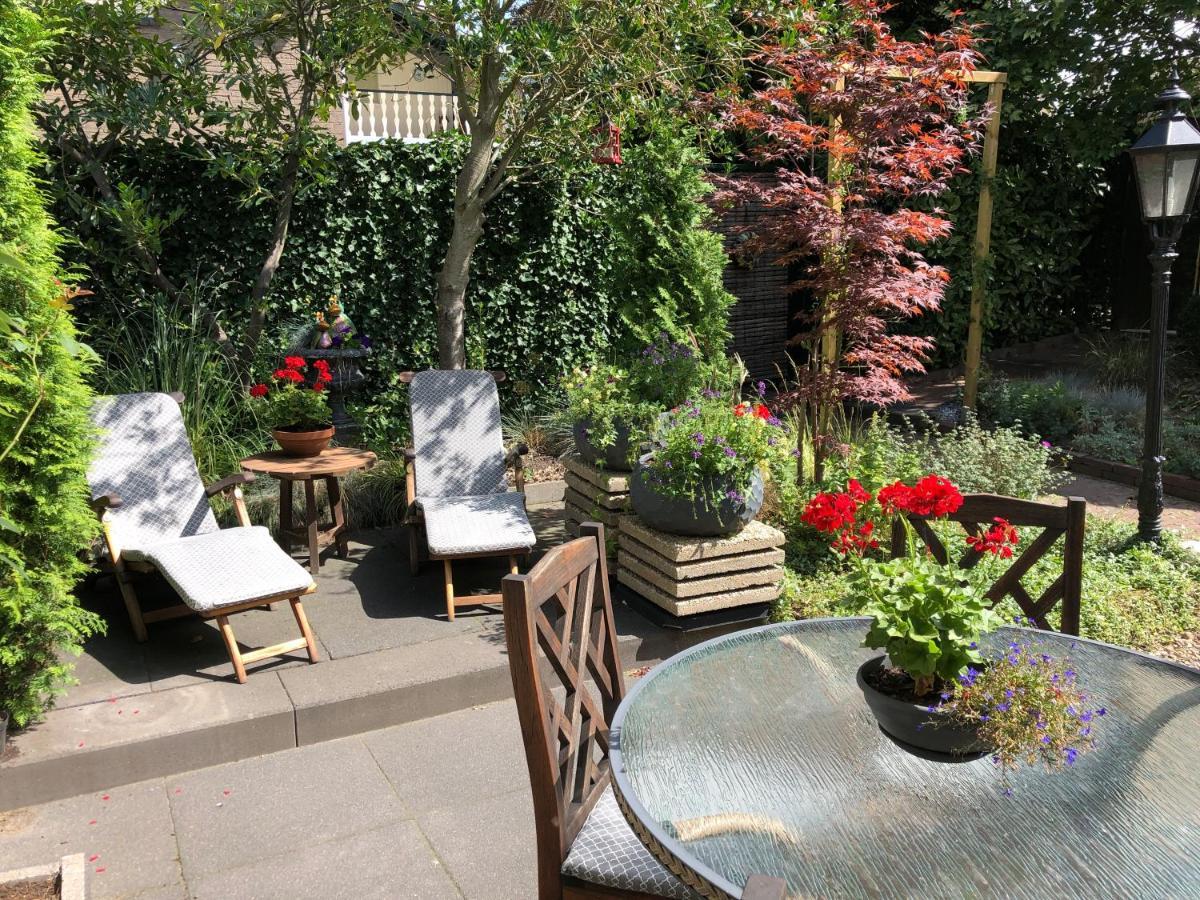 Walnut Lodge Bed & Breakfast Noorbeek Exterior foto